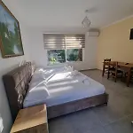 Dhoma Plazhi Agimi * Vlorë