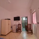 Dhoma Plazhi Agimi * Vlorë
