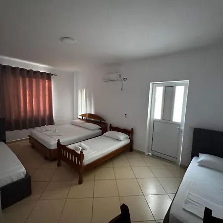 Dhoma Plazhi Agimi Apartment *