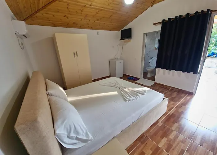 Dhoma Plazhi Agimi 公寓